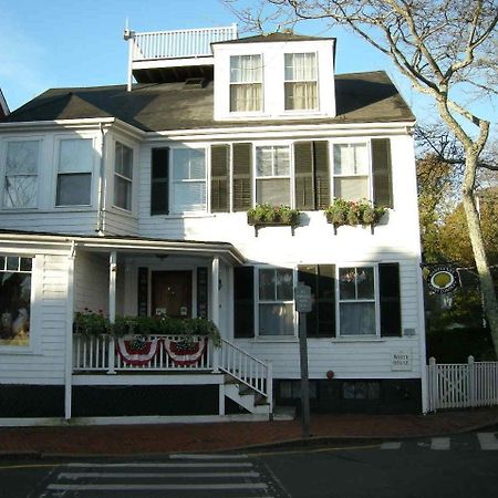 Nantucket White House Inn Экстерьер фото