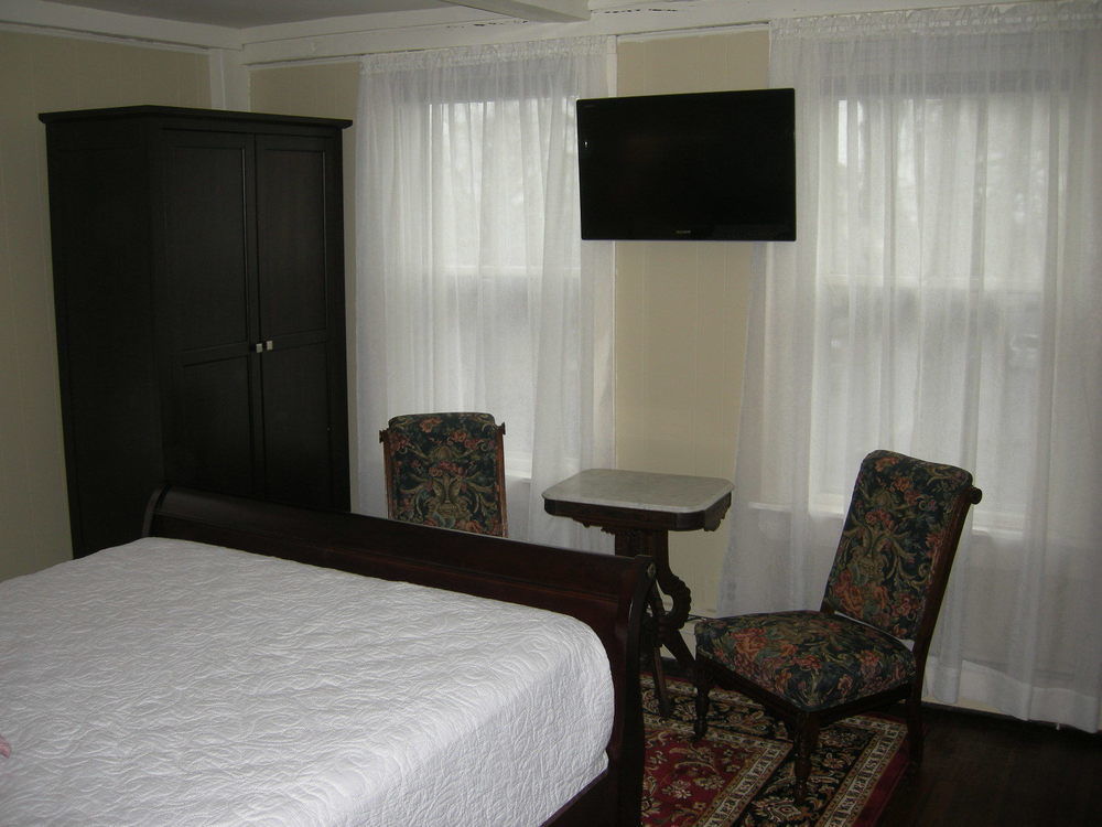Nantucket White House Inn Экстерьер фото